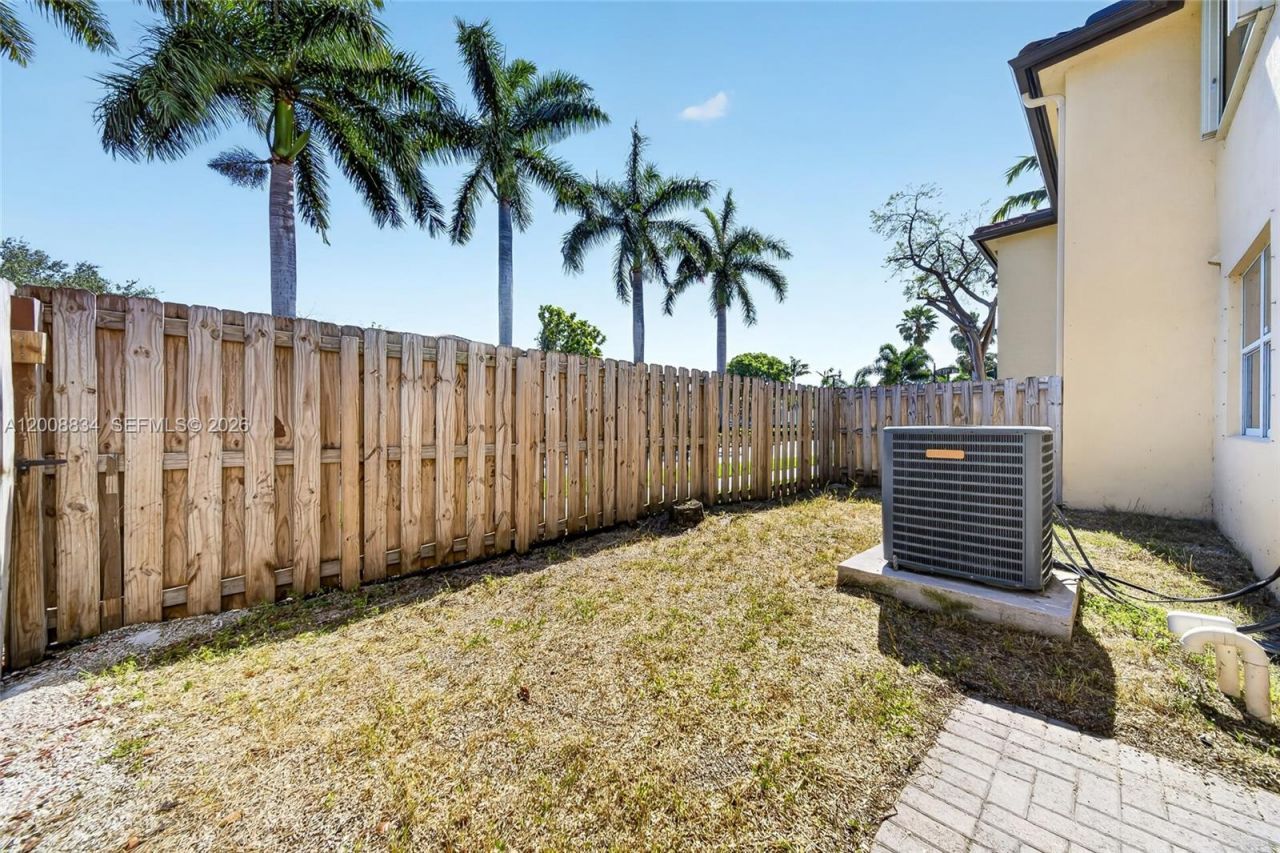 1485 NE 33rd Rd , Unit 111-1, Homestead, FL 33033 Photo