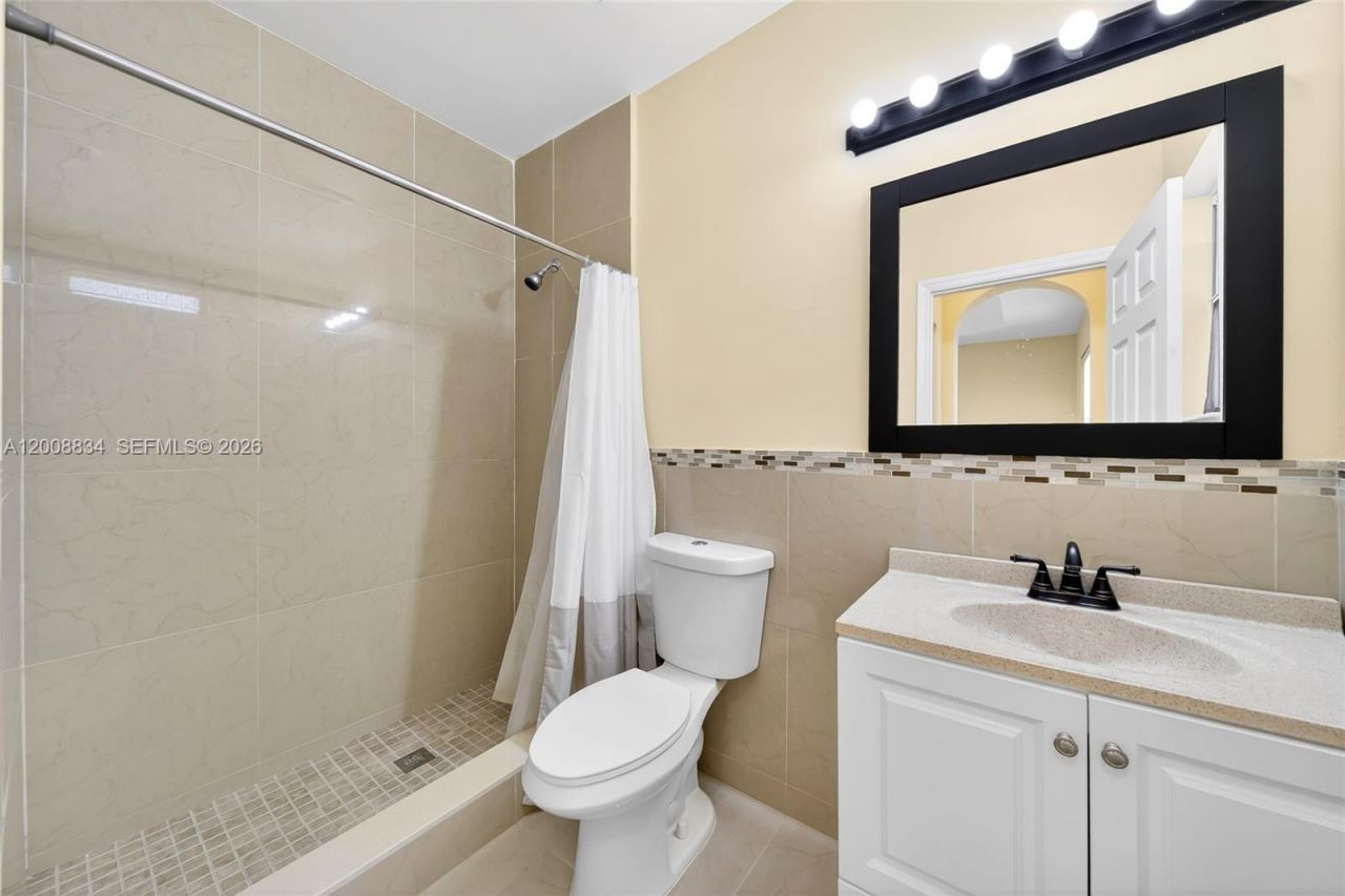 1485 NE 33rd Rd , Unit 111-1, Homestead, FL 33033 Photo