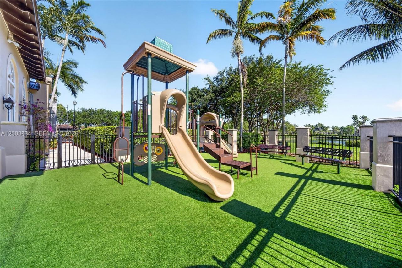 1485 NE 33rd Rd , Unit 111-1, Homestead, FL 33033 Photo