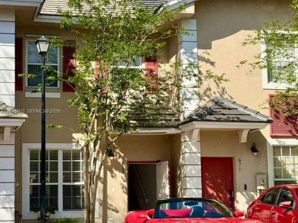 669 NW 42nd Ave , Plantation, FL 33317