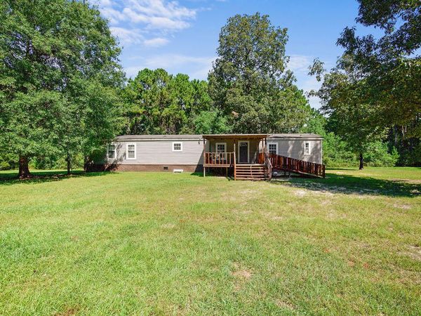 281 Methodist Landing Rd, Leesville, LA 71446