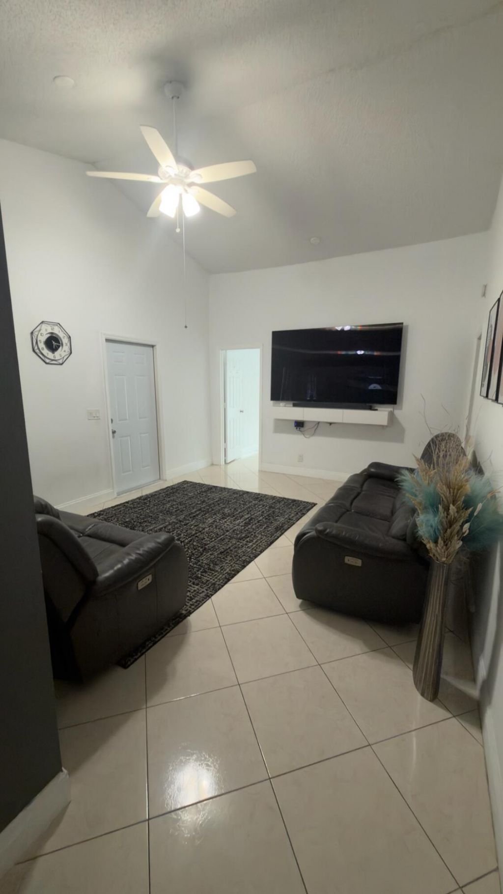 1570 Royal Forest Court, West Palm Beach, FL 33406 Photo