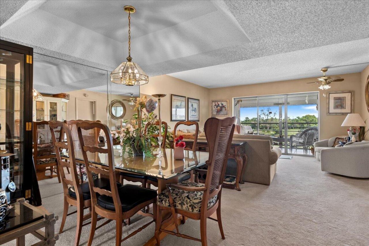 6768 10th Avenue N, Unit 410, Greenacres, FL 33467 Photo