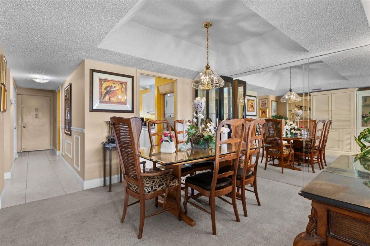 6768 10th Avenue N, Unit 410, Greenacres, FL 33467 Photo
