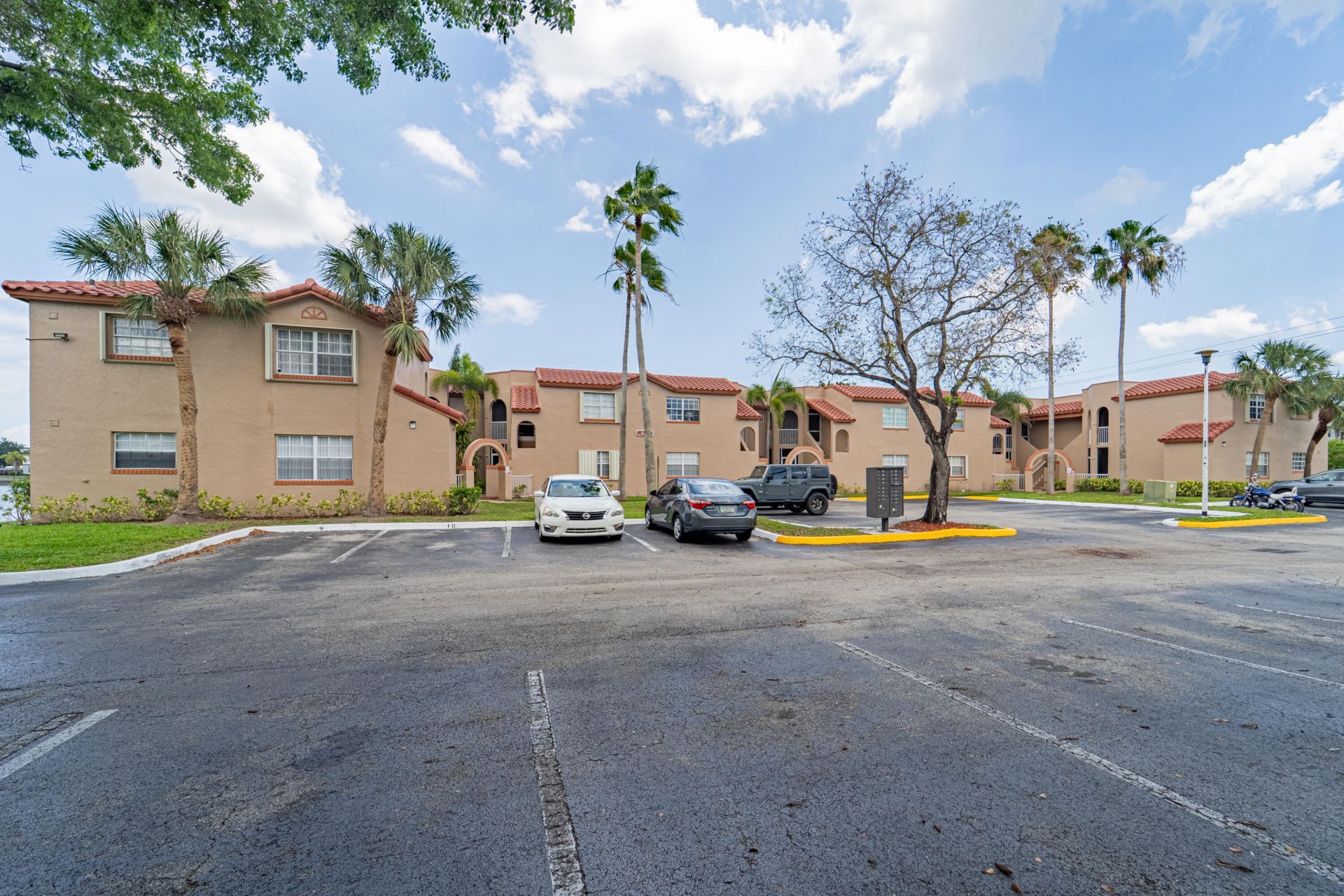 433 SW 86th Avenue, Unit 208, Pembroke Pines, FL 33025 Photo