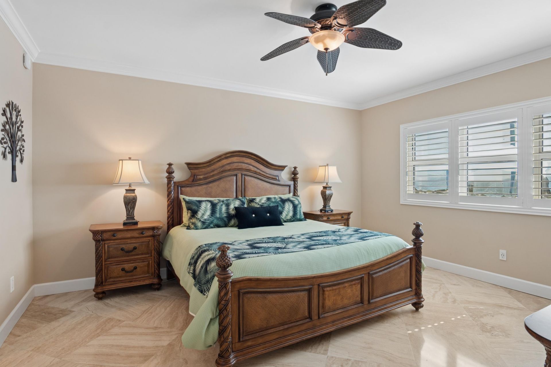 2640 Lake Shore Drive, Unit 1811, Riviera Beach, FL 33404 Photo