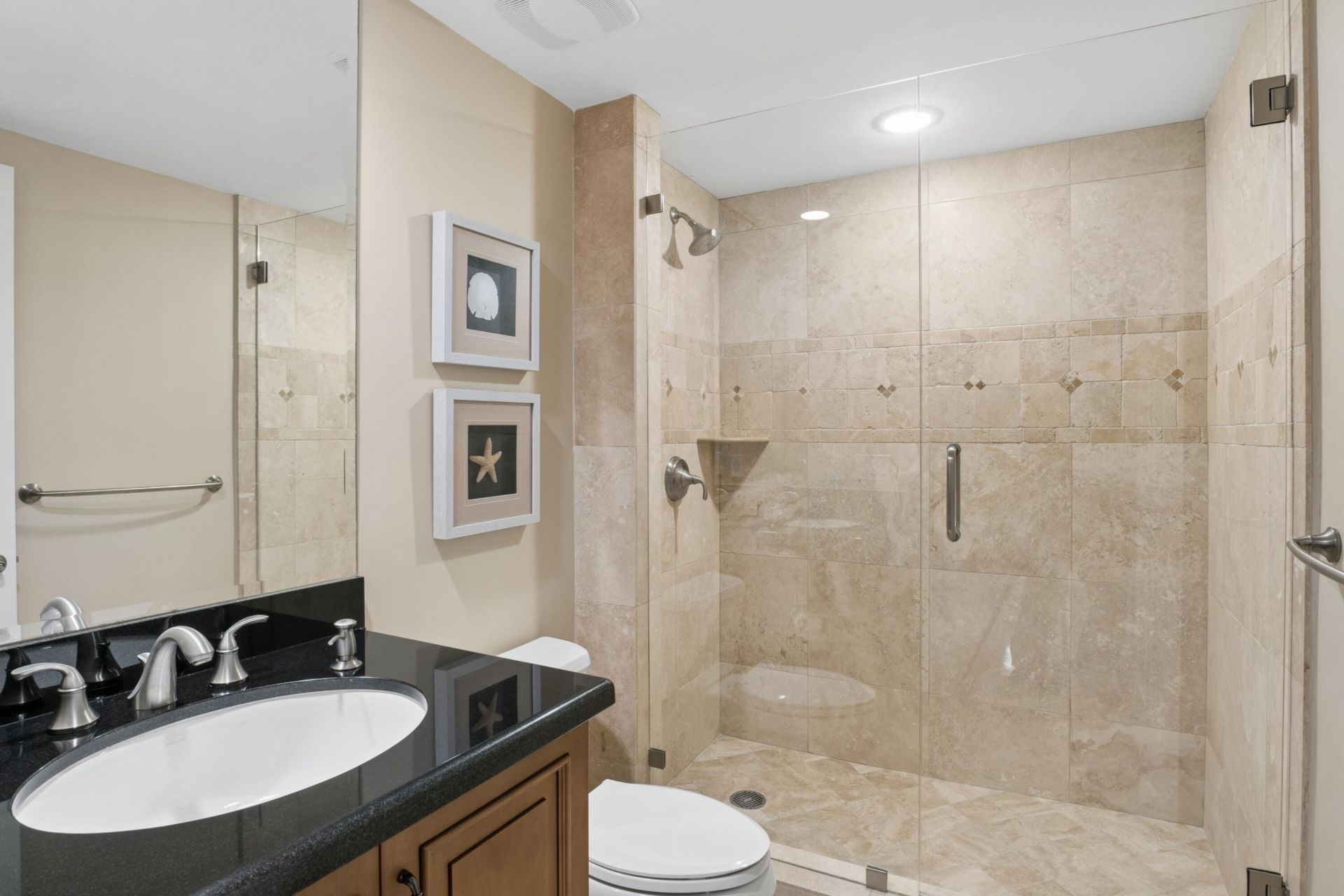 2640 Lake Shore Drive, Unit 1811, Riviera Beach, FL 33404 Photo