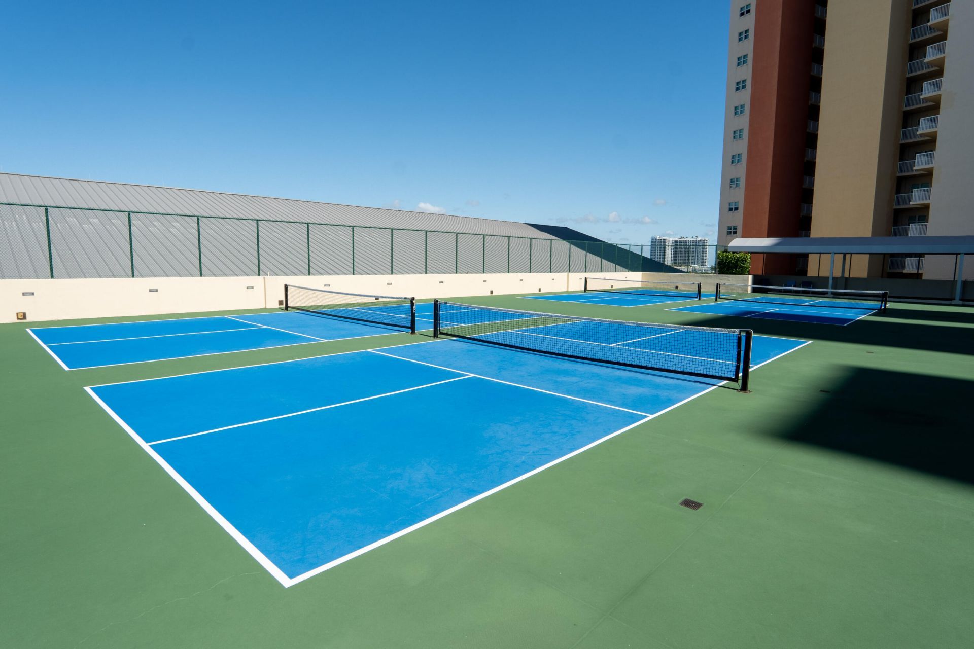 2640 Lake Shore Drive, Unit 1811, Riviera Beach, FL 33404 Photo