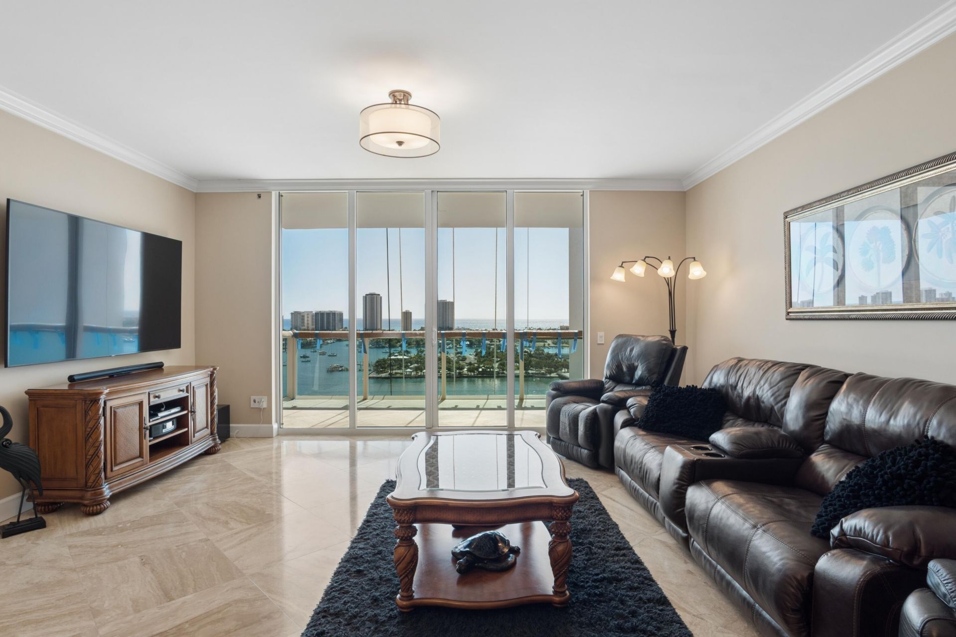 2640 Lake Shore Drive, Unit 1811, Riviera Beach, FL 33404 Photo