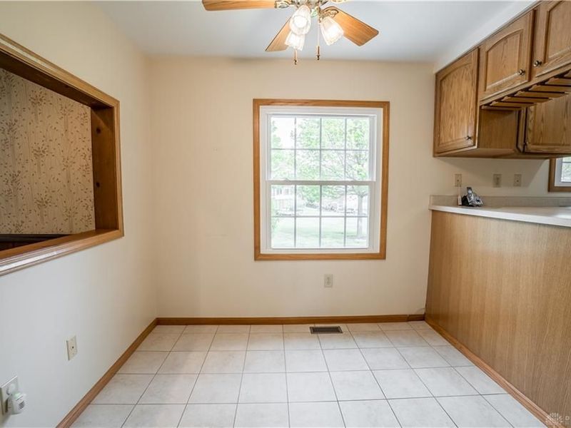 7013 Woodcroft Drive, Englewood, OH 45322 Photo 13