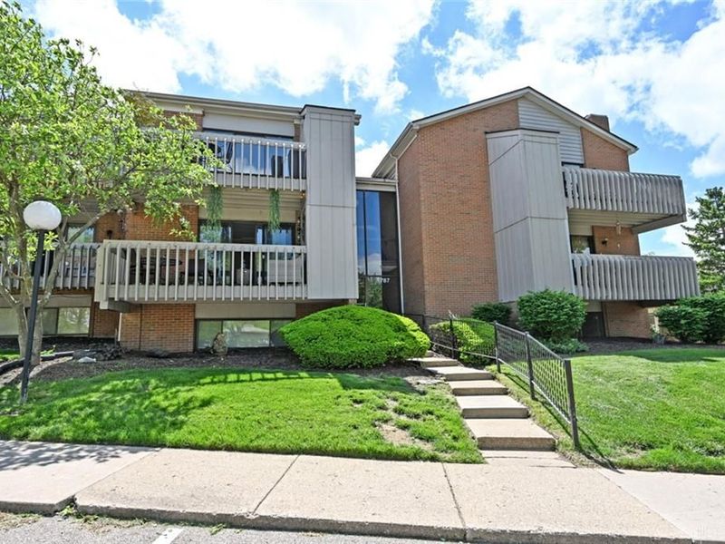 1787 Cherokee Drive, Unit B, West Carrollton, OH 45449 Photo 2