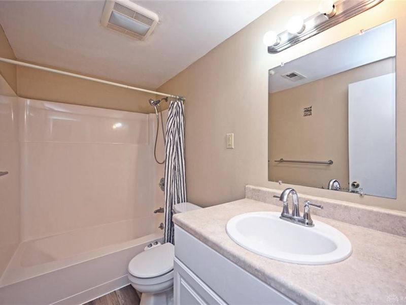 1787 Cherokee Drive, Unit B, West Carrollton, OH 45449 Photo 29