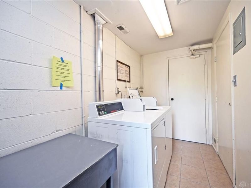 1787 Cherokee Drive, Unit B, West Carrollton, OH 45449 Photo 30