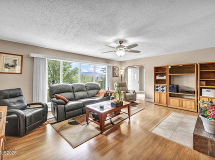 6 Gay Circle, Carson City, NV 89703 Photo