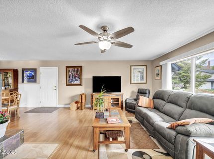 6 Gay Circle, Carson City, NV 89703 Photo