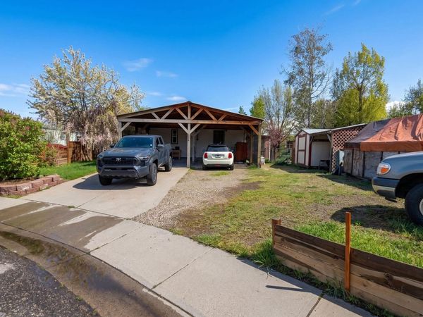 1800 Heitz Ave, Fruitland, ID 83619
