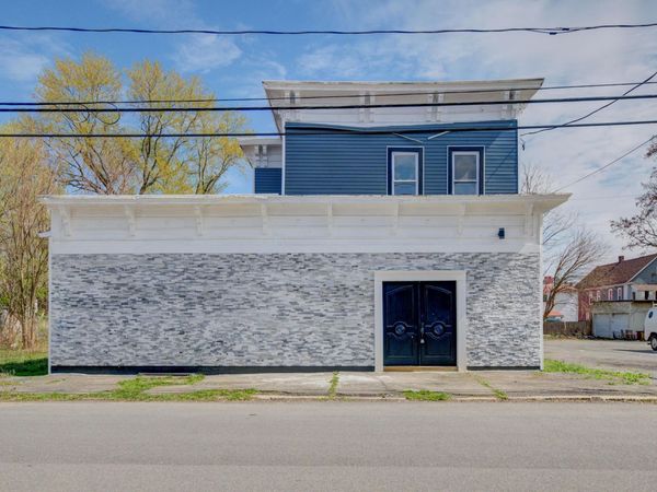 24 Jay Street, Amsterdam, NY 12010