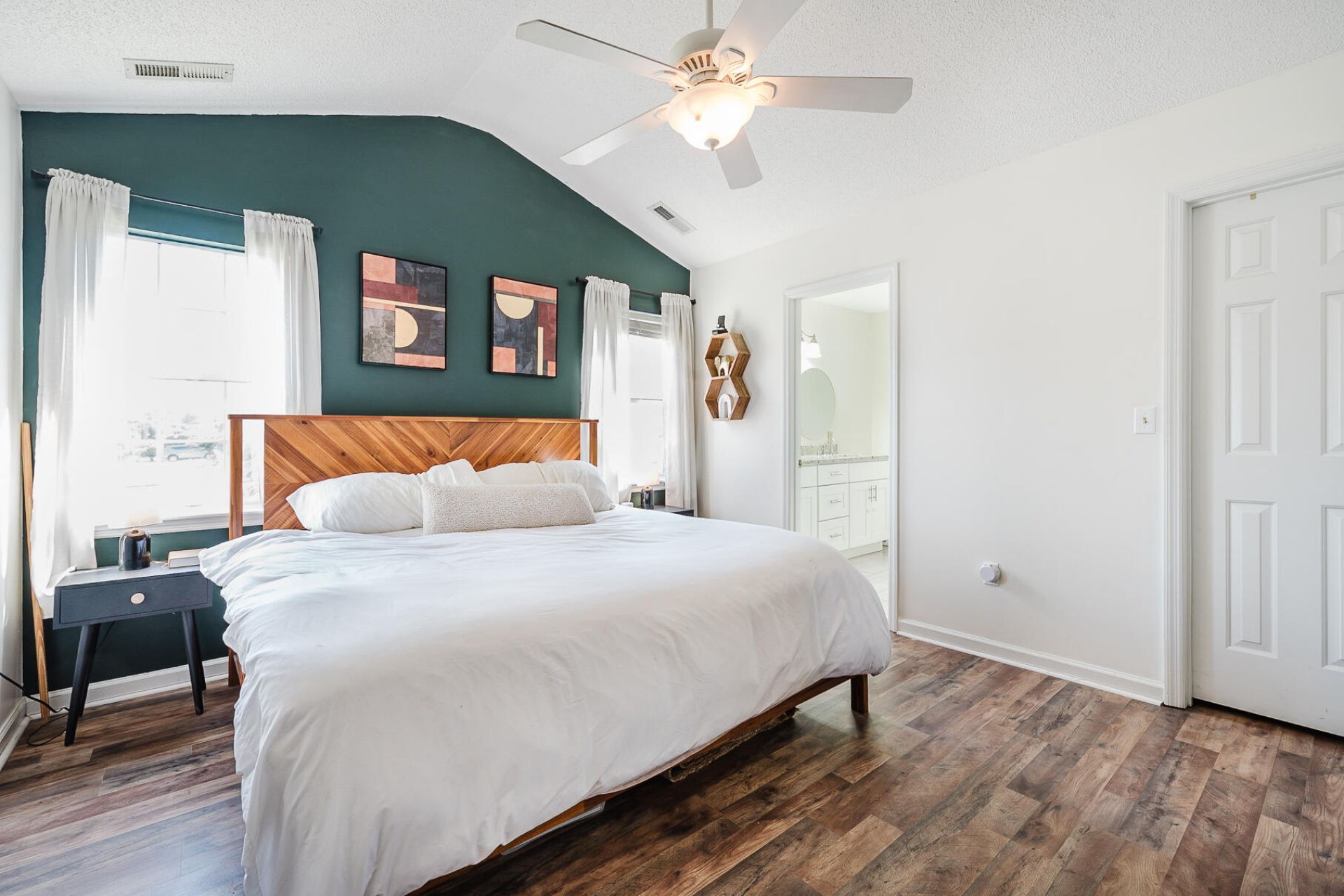 1260 Lakefront Drive Photo 16