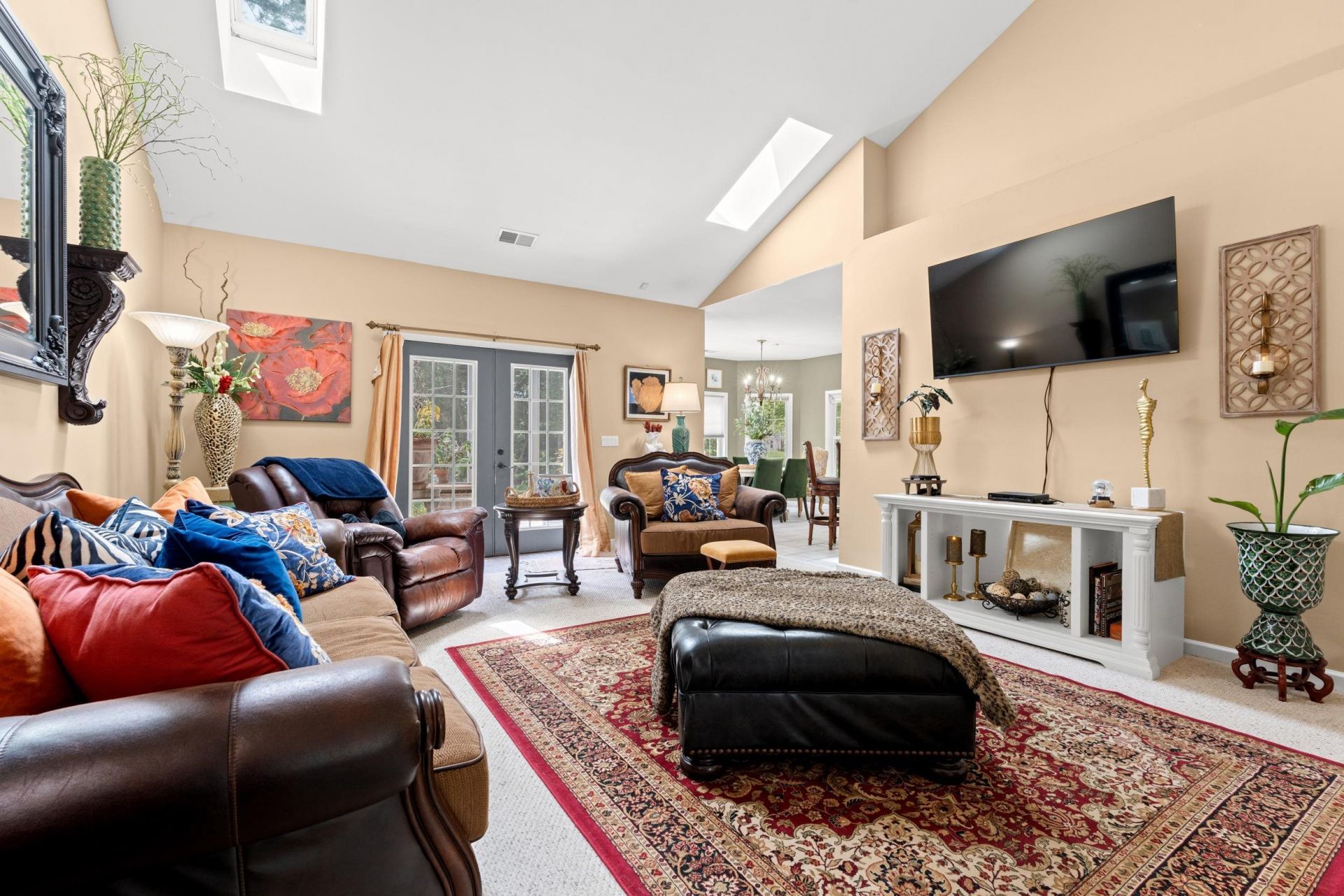 1402 Foxtail Dr.  Photo 5