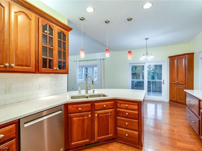 2222 Burberry Street NW, North Canton, OH 44720 Photo 12