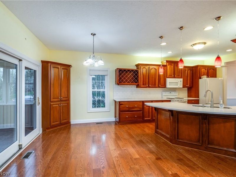 2222 Burberry Street NW, North Canton, OH 44720 Photo 18