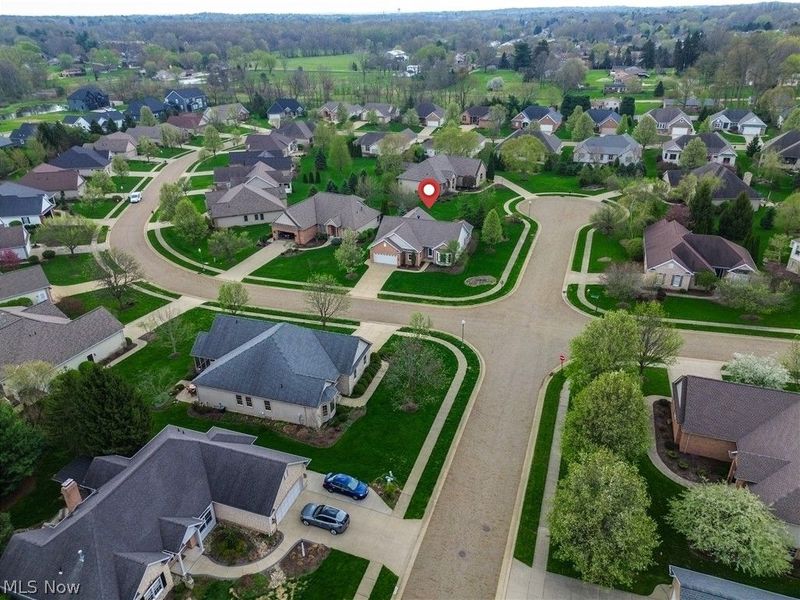 2222 Burberry Street NW, North Canton, OH 44720 Photo 4