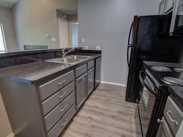 2606 Rio Grande ST , Unit 305, Austin, TX 78705