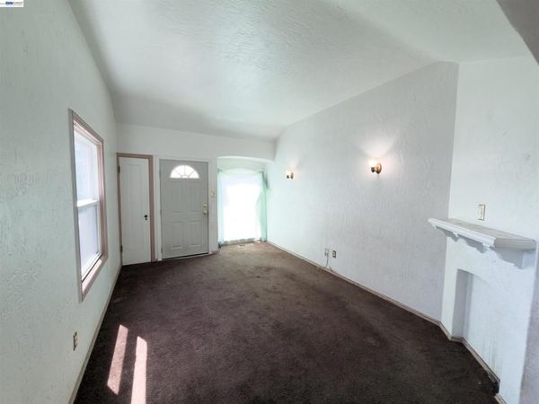 955 Jackson St, Albany, CA 94706