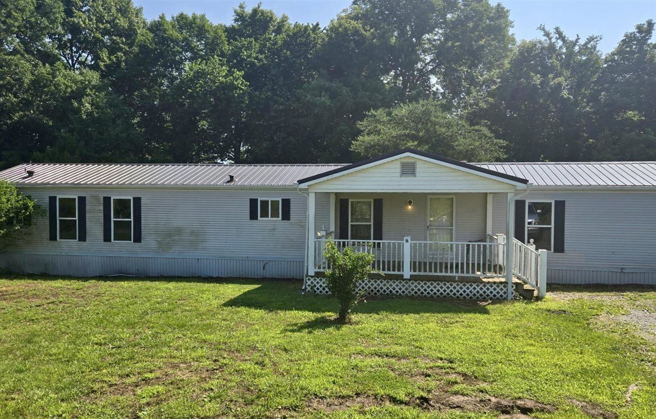 230 Woodland Hills Lane, Lewisburg, KY 42256 Main Photo