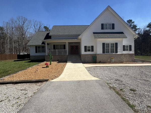 841 Spearhead Circle, Clarkrange, TN 38553