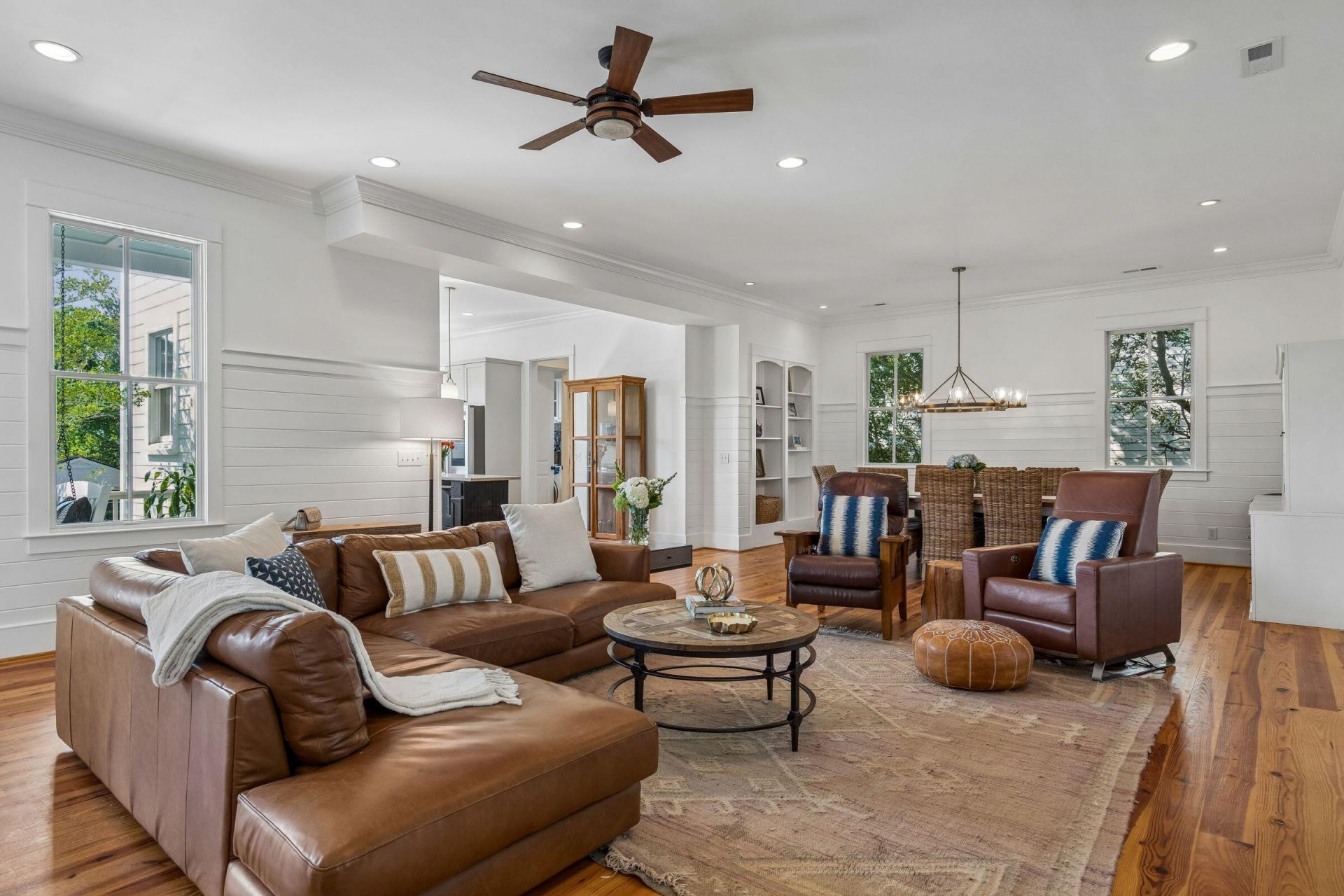 9 William Street Photo 10