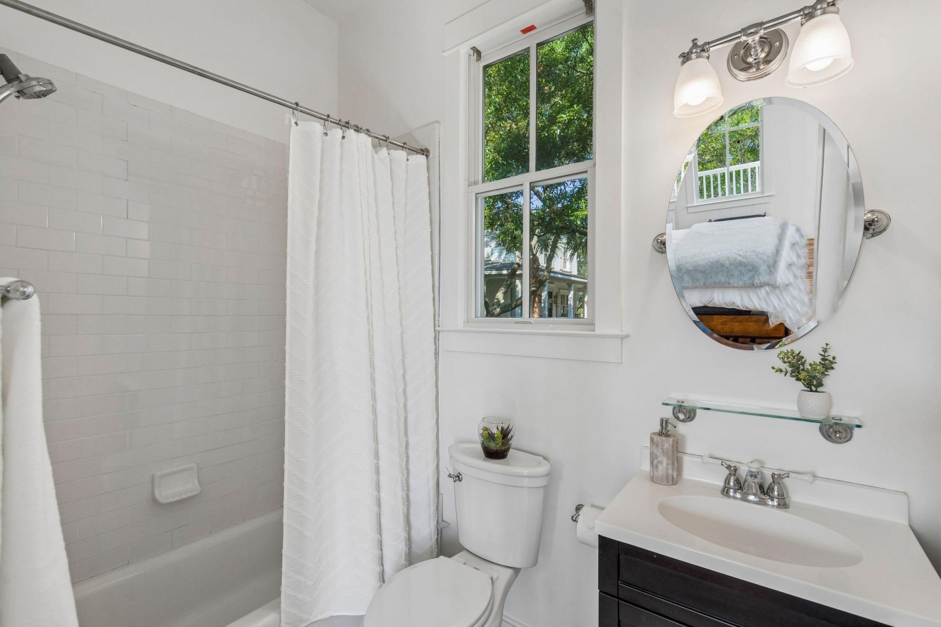 9 William Street Photo 25