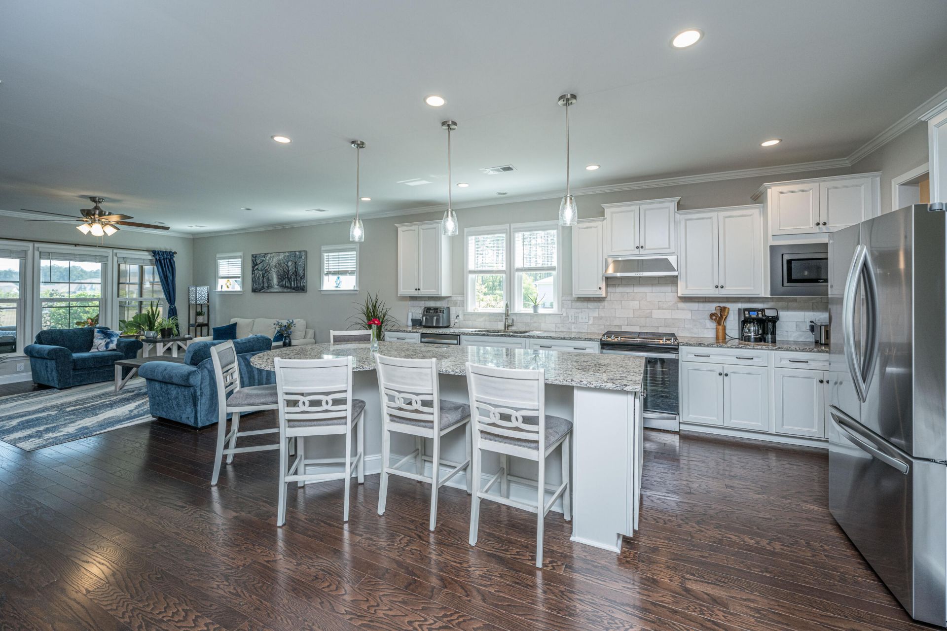 241 Garden Gate Way Photo 11