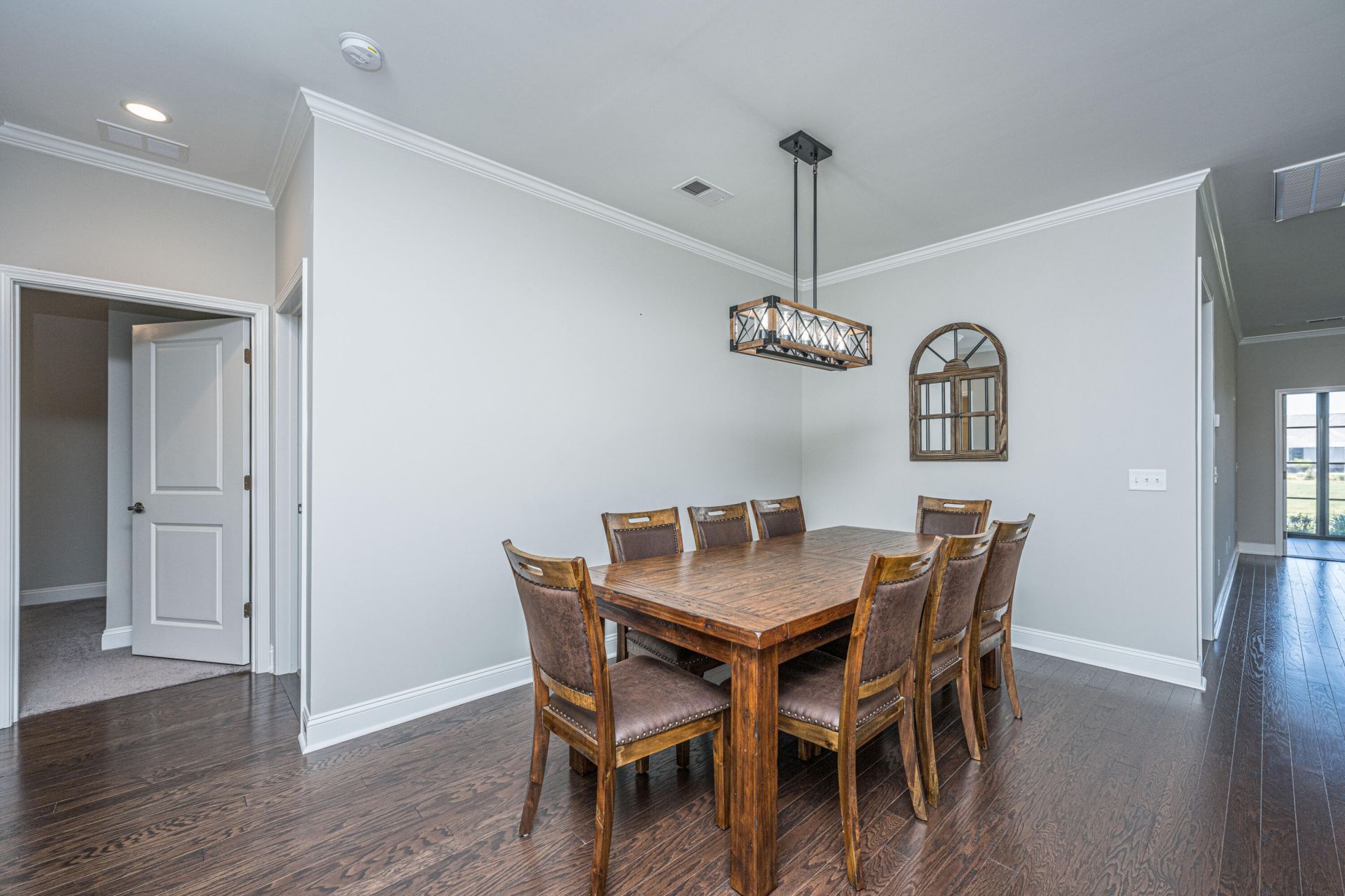 241 Garden Gate Way Photo 14