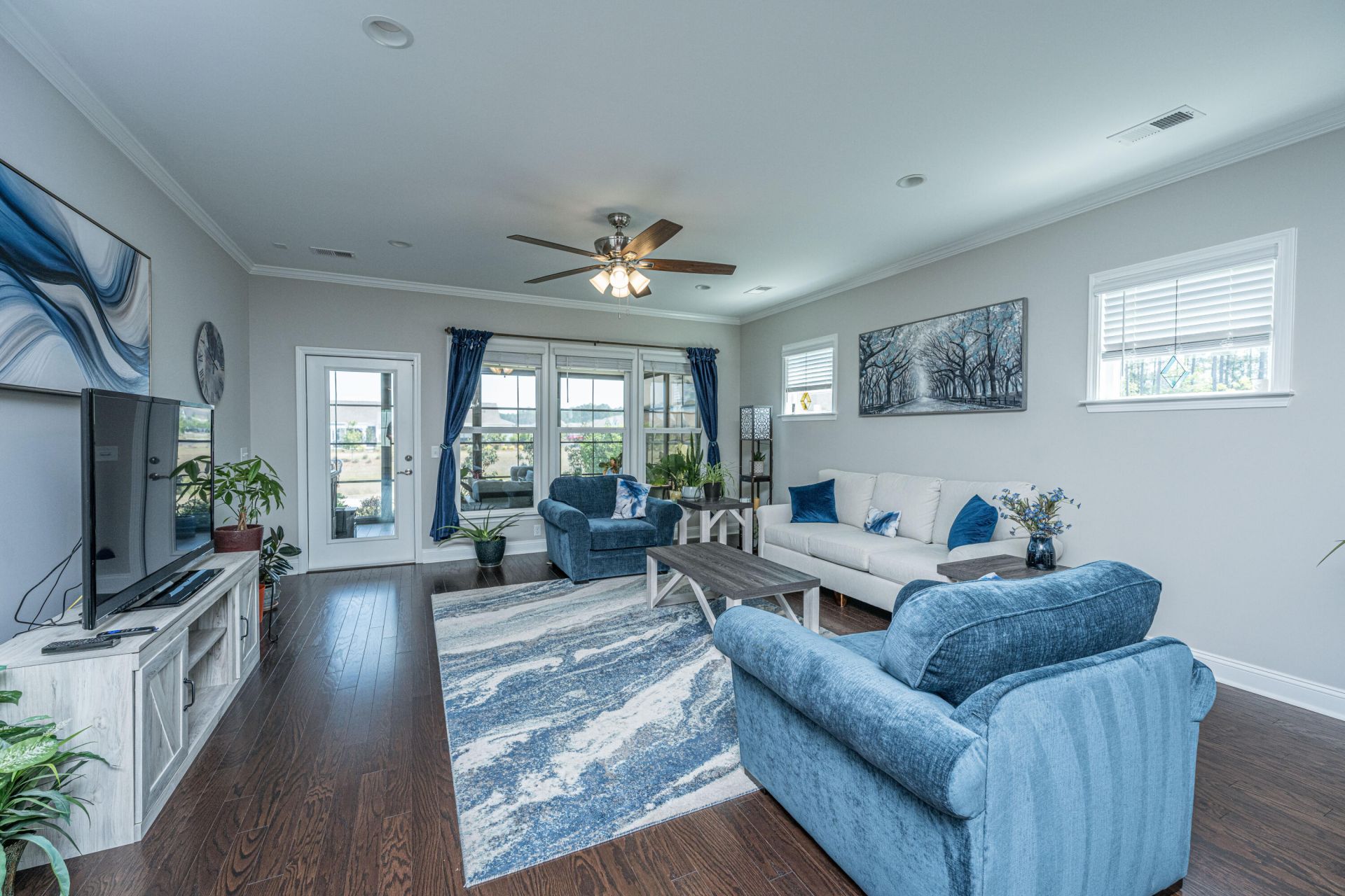 241 Garden Gate Way Photo 19