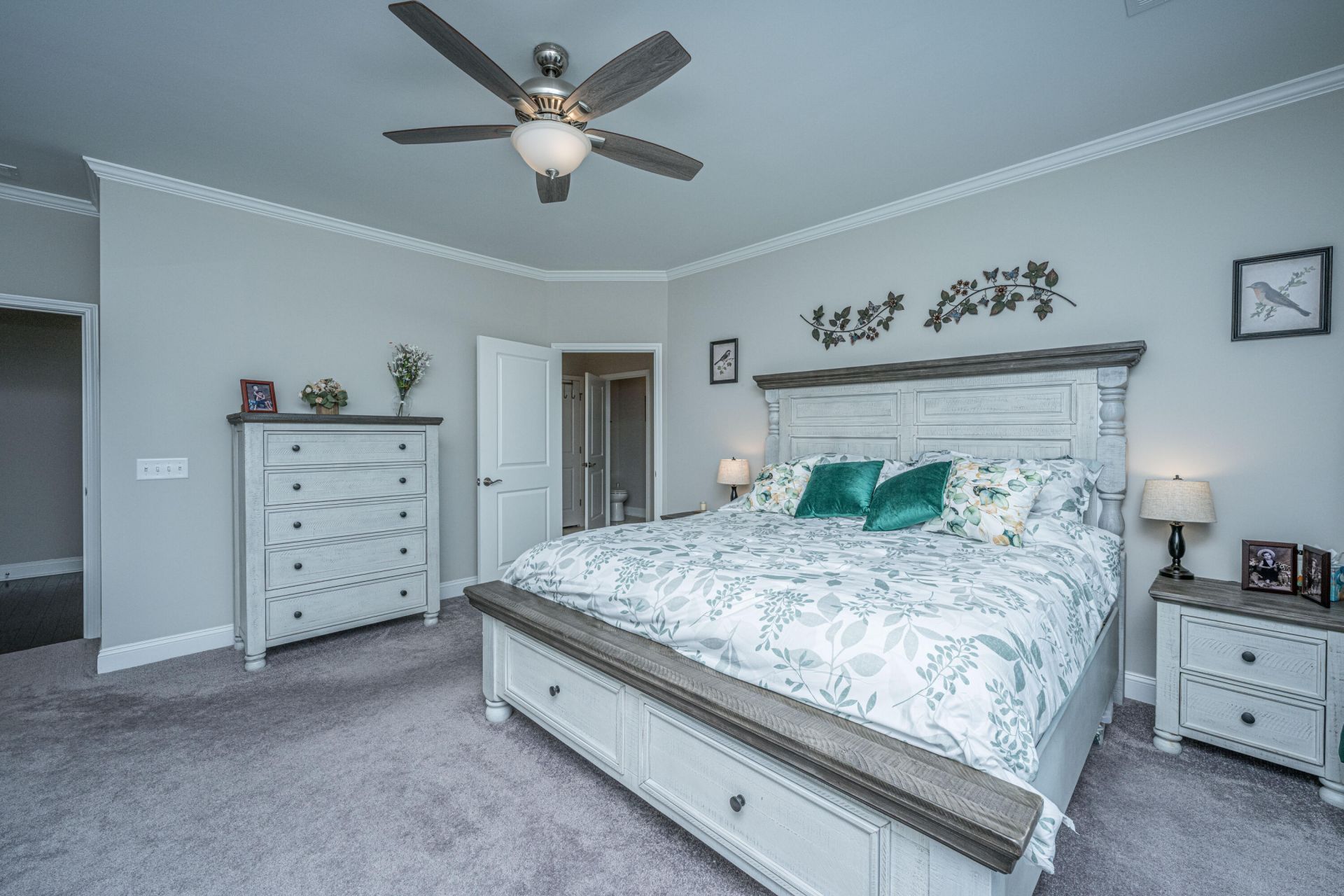 241 Garden Gate Way Photo 25