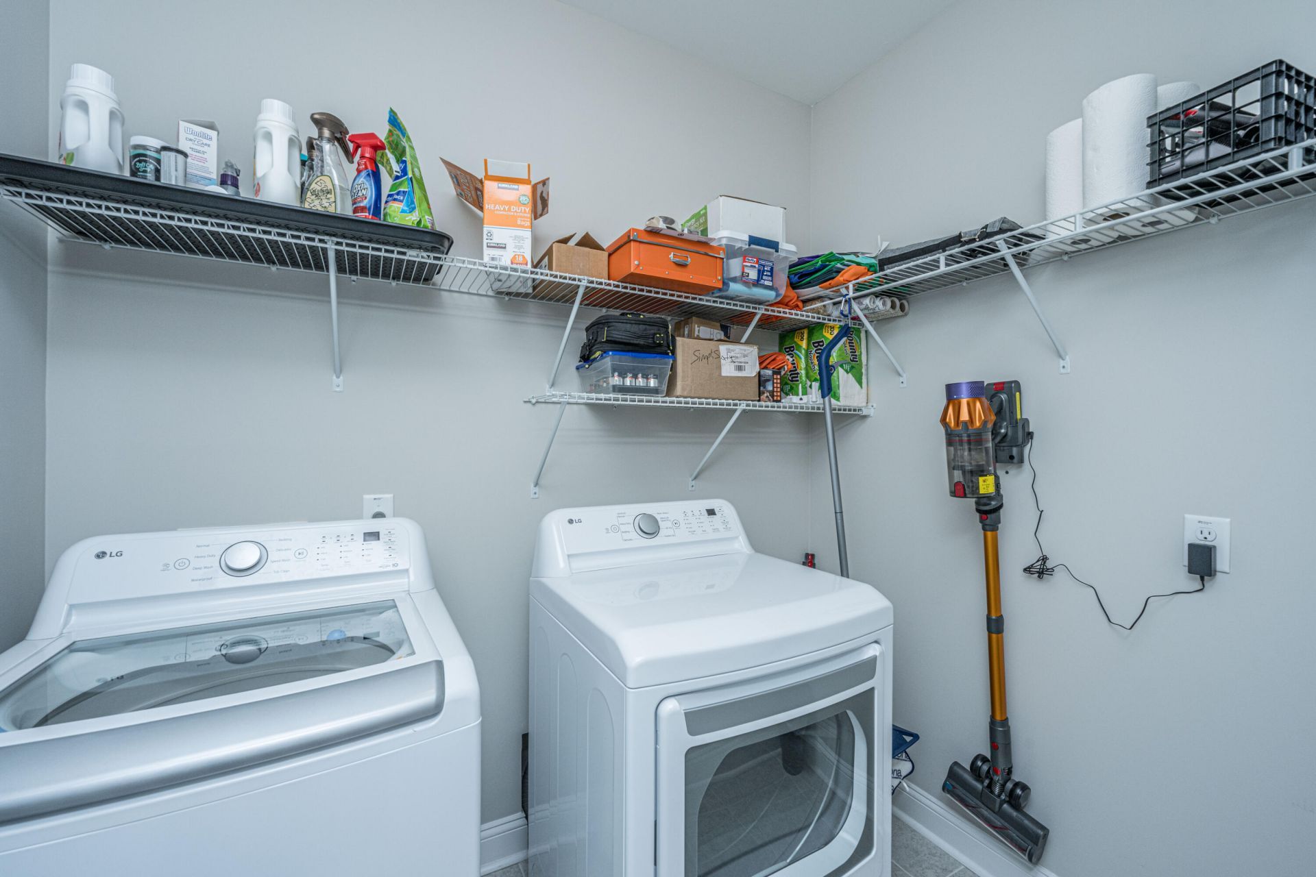 241 Garden Gate Way Photo 33