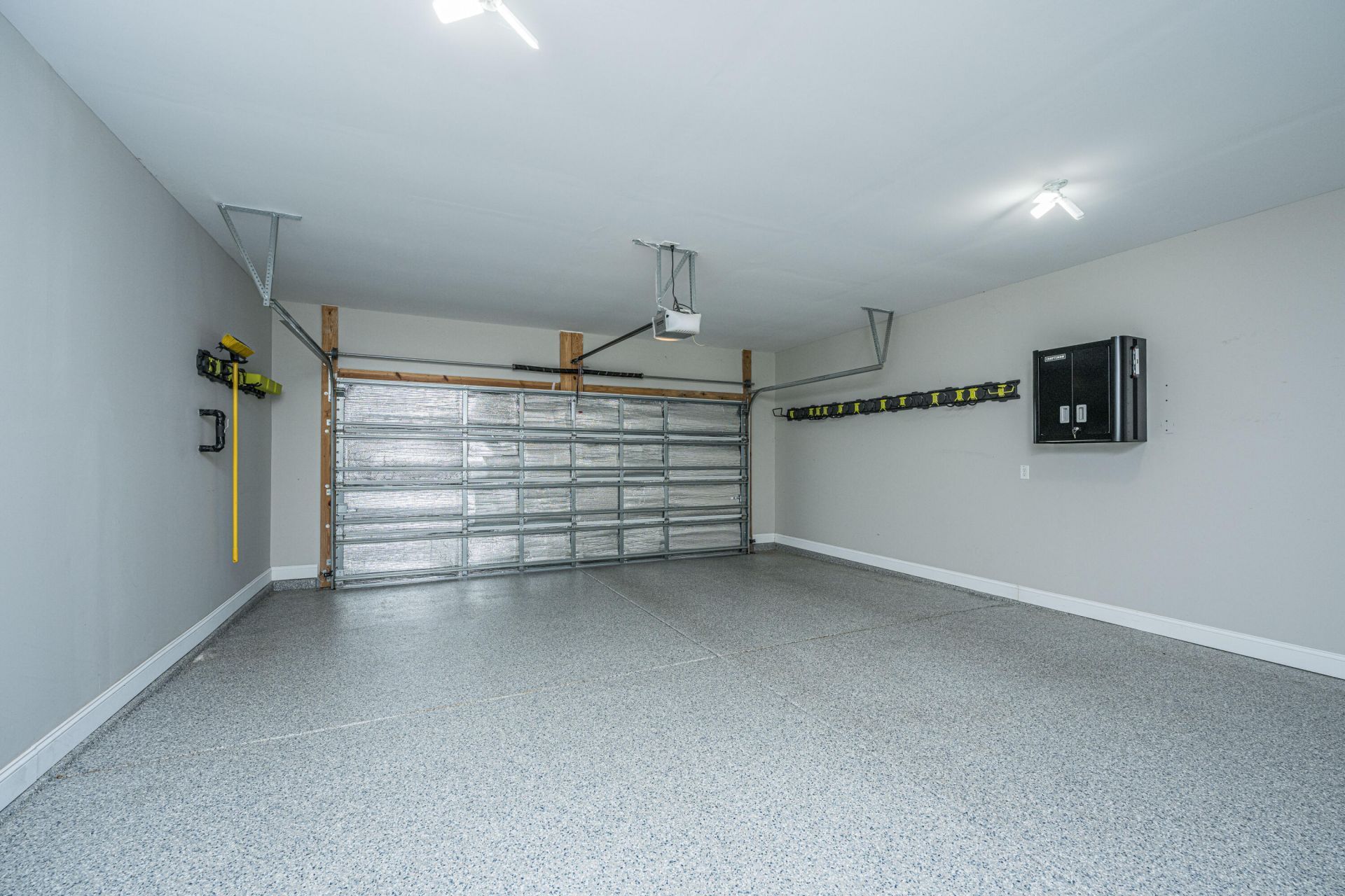 241 Garden Gate Way Photo 33