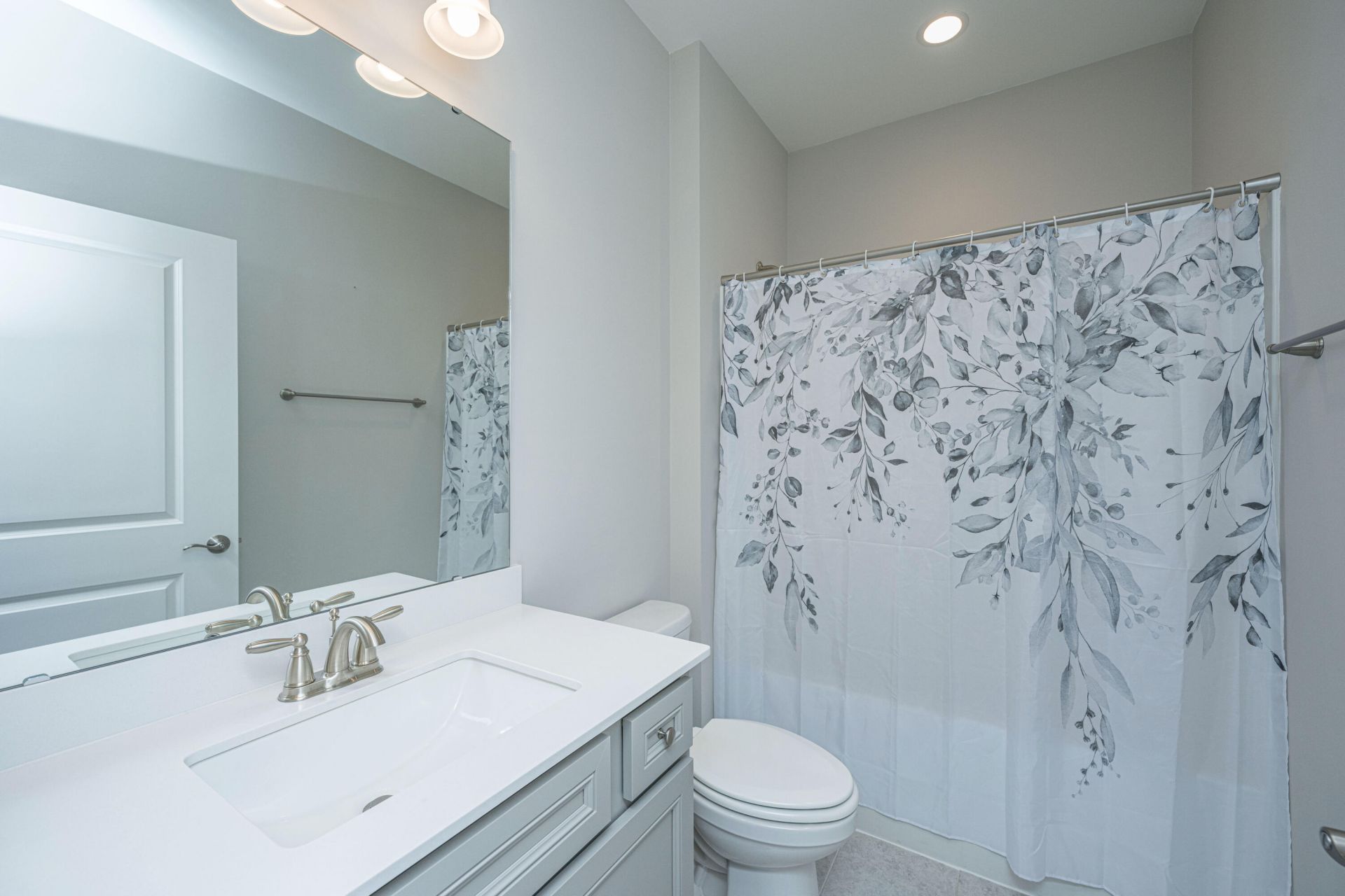 241 Garden Gate Way Photo 35