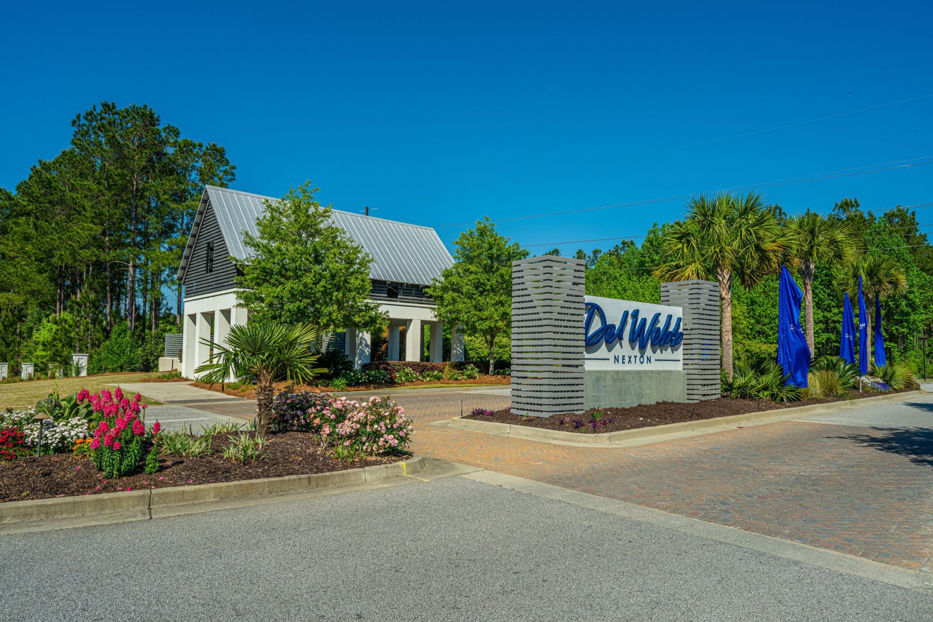 241 Garden Gate Way Photo 5