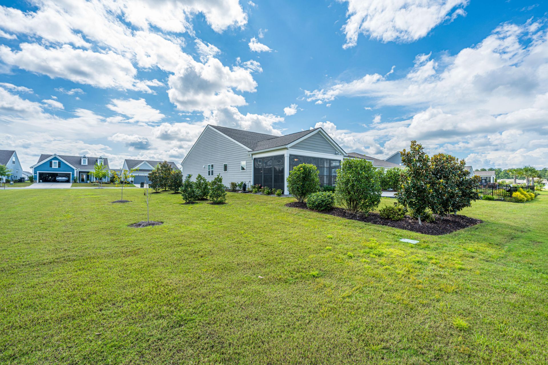 241 Garden Gate Way Photo 5