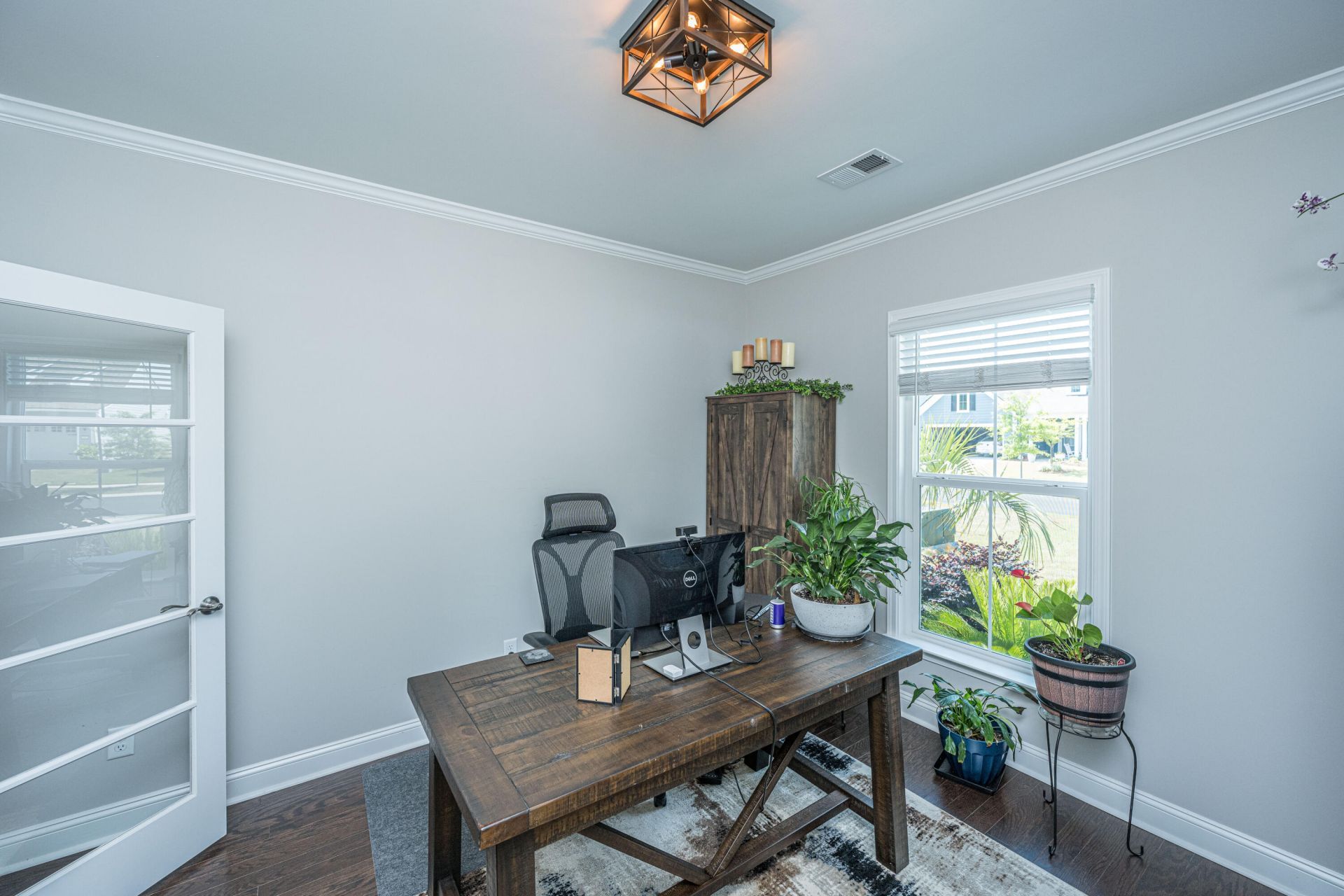 241 Garden Gate Way Photo 9