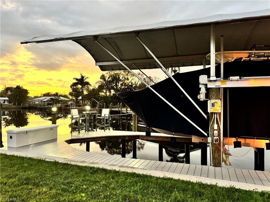 326 Shore Dr, Fort Myers, FL 33905 Photo