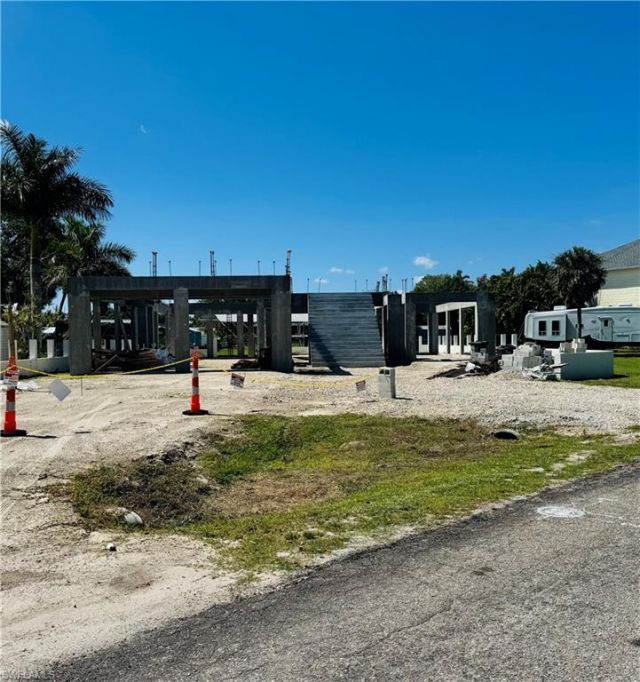 326 Shore Dr, Fort Myers, FL 33905 Photo