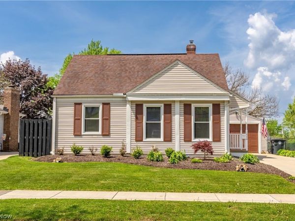 1646 Evergreen Avenue , Akron, OH 44301