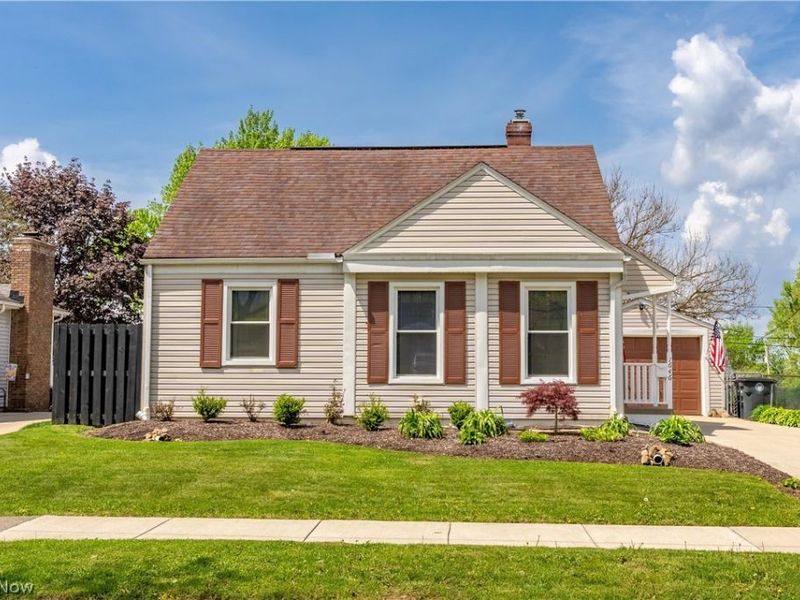 1646 Evergreen Avenue, Akron, OH 44301 Photo 1