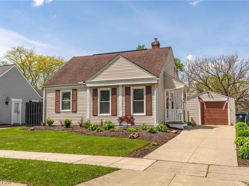 1646 Evergreen Avenue, Akron, OH 44301 Photo 2