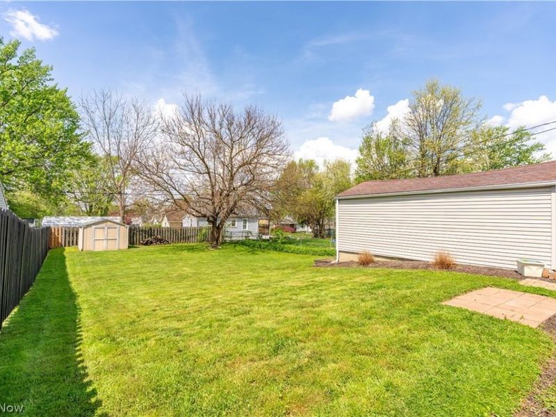 1646 Evergreen Avenue, Akron, OH 44301 Photo 27