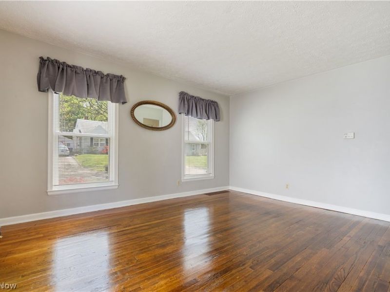 1646 Evergreen Avenue, Akron, OH 44301 Photo 5