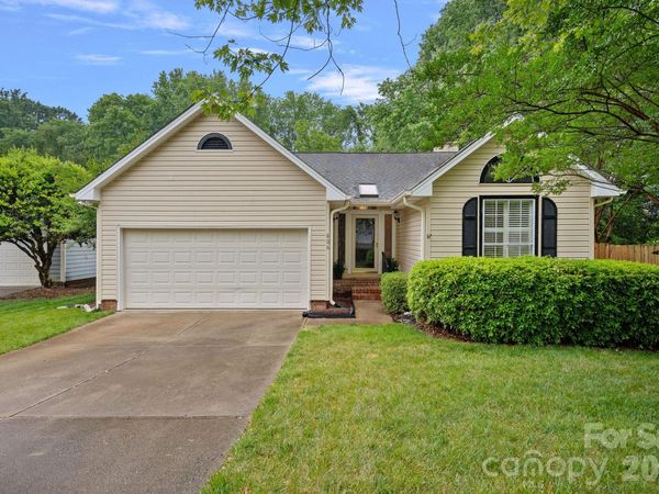 806 Water Wheel Court, Charlotte, NC 28209